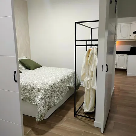 El Adoquin Apartament *